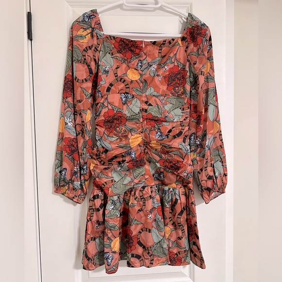 Patterned Silk Ruched Front Dress - Picture 2 of 4